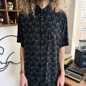Vintage 90s Black Abstract Print Short Sleeve Button Down Shirt ~ Size Medium